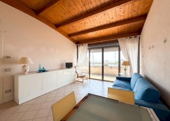 Two-room apartment Via Aurelia, San Lorenzo al Mare - photo 20