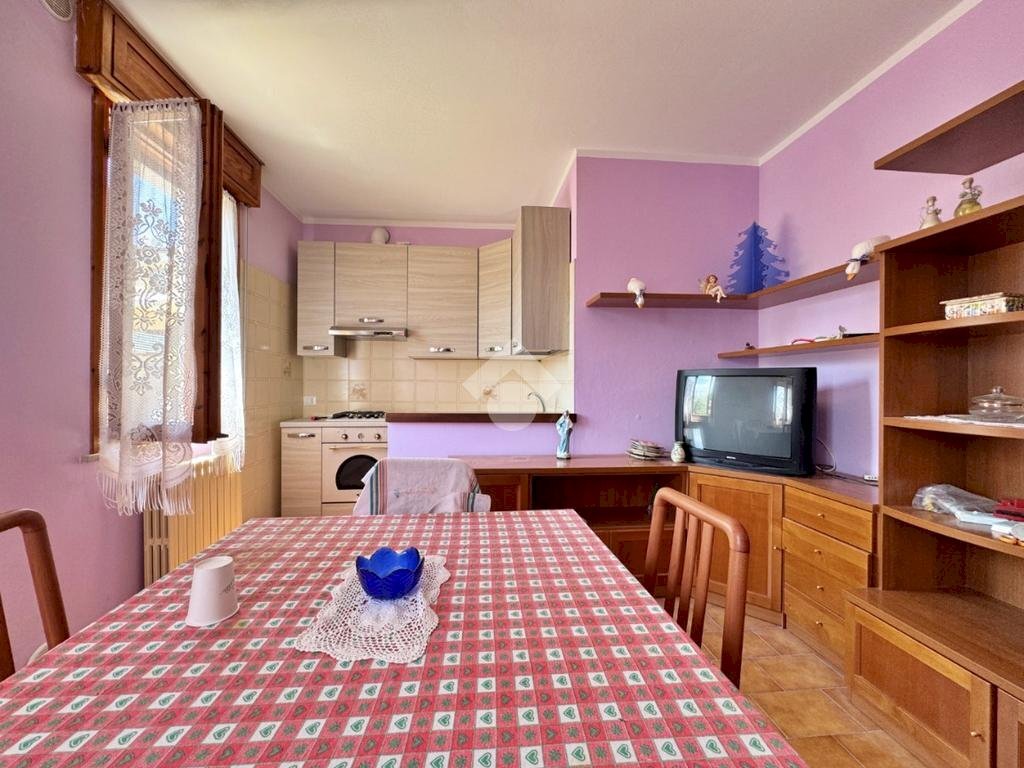 Portion of a house via villa parigi, Montegridolfo - photo 2