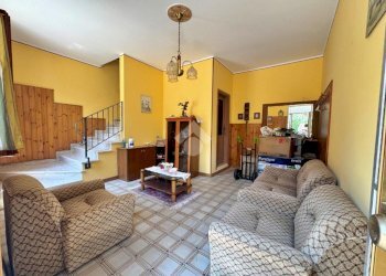 Portion of a house via villa parigi, Montegridolfo - photo 17
