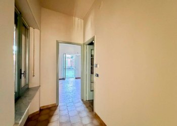 Three-room apartment Bra - photo 12