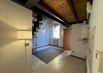 INGRESSO - Quadrilocale via del Borgo di San Pietro, 55, Bologna (zona Irnerio) - foto 3