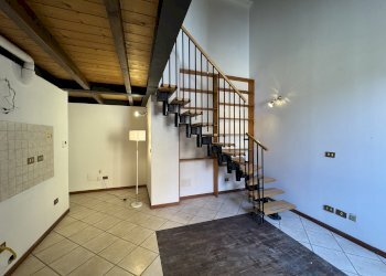 INGRESSO - Quadrilocale via del Borgo di San Pietro, 55, Bologna (zona Irnerio) - foto 4