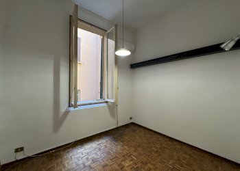 CAMERA DA LETTO - Quadrilocale via del Borgo di San Pietro, 55, Bologna (zona Irnerio) - foto 6