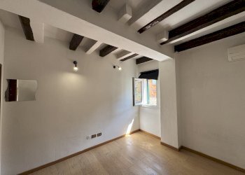 CAMERA DA LETTO - Quadrilocale via del Borgo di San Pietro, 55, Bologna (zona Irnerio) - foto 21