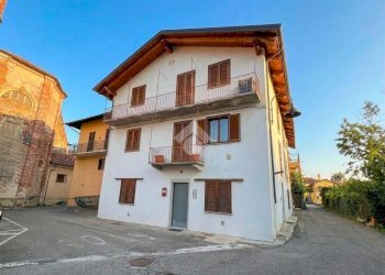 Casa semi indipendente Vicolo Parrocchia, San Maurizio Canavese - foto 1