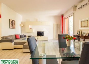Three-room apartment Via camillo ronzani, Casalecchio di Reno - photo 2