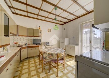 Four-room apartment Strada degli Abay, Buttigliera Alta - photo 12