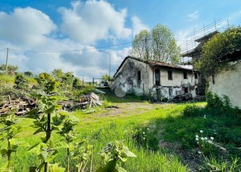 Rustic Via Marchesi della Rocca, Lanzo Torinese - photo 1