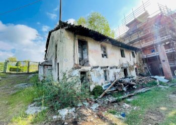 Rustic Via Marchesi della Rocca, Lanzo Torinese - photo 2