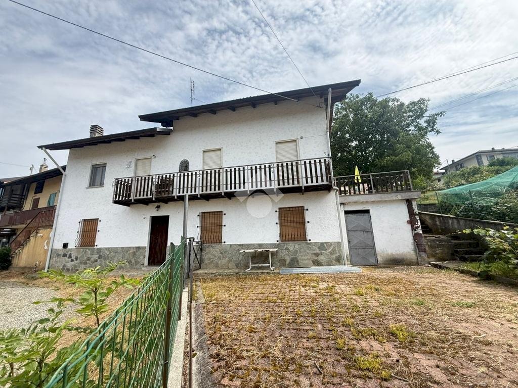 Semi-detached house Frazione S. Pietro, Coassolo Torinese - photo 1
