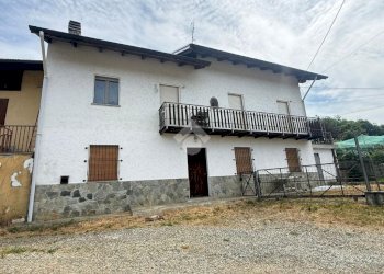 Semi-detached house Frazione S. Pietro, Coassolo Torinese - photo 17
