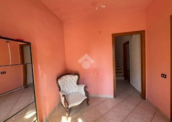 Semi-detached house Via canalino, Castelnovo di Sotto - photo 4