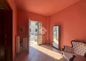 Semi-detached house Via canalino, Castelnovo di Sotto - photo 5