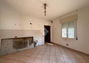 Semi-detached house Via canalino, Castelnovo di Sotto - photo 8