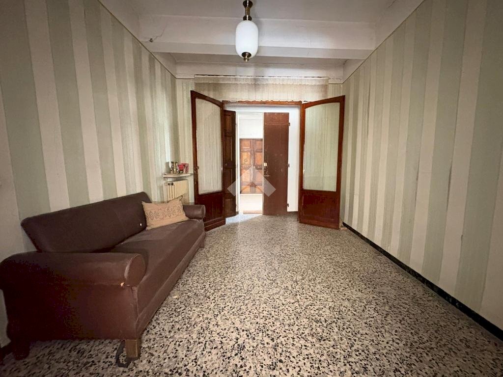 Porzione di casa Via Gramsci, Castelnovo di Sotto - foto 2