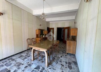 Portion of a house Via Gramsci, Castelnovo di Sotto - photo 4