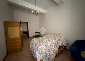Portion of a house Via Gramsci, Castelnovo di Sotto - photo 7
