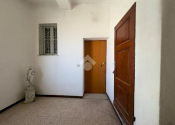 Portion of a house Via Gramsci, Castelnovo di Sotto - photo 16