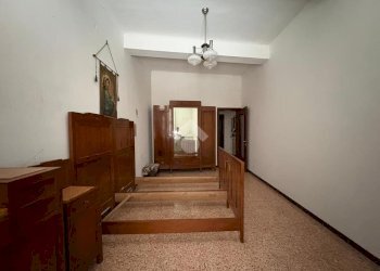 Portion of a house Via Gramsci, Castelnovo di Sotto - photo 23