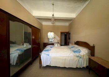Portion of a house Via Gramsci, Castelnovo di Sotto - photo 25