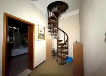 Portion of a house Via Gramsci, Castelnovo di Sotto - photo 26