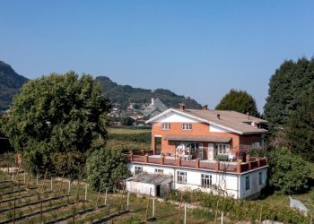 Villa Via Volo, Revello - photo 1