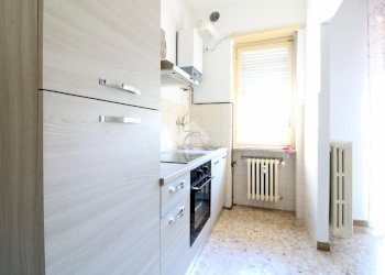 Two-room apartment Strada C. Borgeisa, Rivoli - photo 8