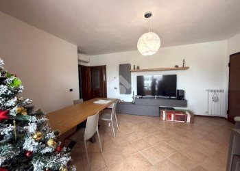 Three-room apartment Via Perone, Trecate - photo 11