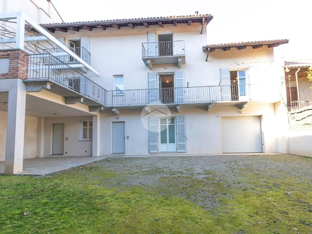 Independent house Via palestro, Canale - photo 1