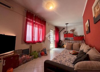 Semi-detached house Via Giacomo Matteotti, Galliate - photo 3