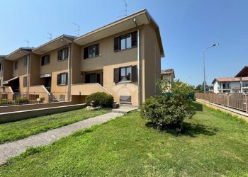 Terraced Villa Str. Privata Iris, Cameri - photo 2