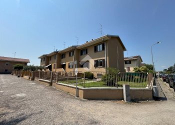 Terraced Villa Str. Privata Iris, Cameri - photo 25