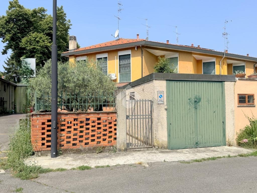 Terraced Villa Via villaggio ina, Cesate - photo 2