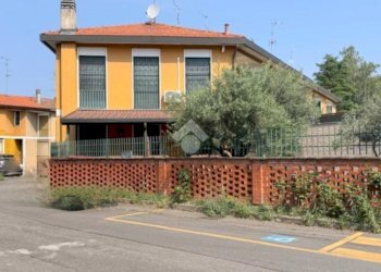 Terraced Villa Via villaggio ina, Cesate - photo 1