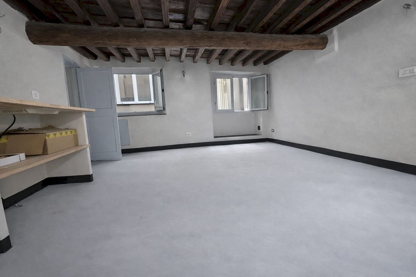 Four-room apartment vico dei Migliorini, Genova (neighborhood Centro Storico) - photo 3