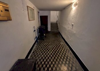 Four-room apartment vico dei Migliorini, Genova (neighborhood Centro Storico) - photo 13
