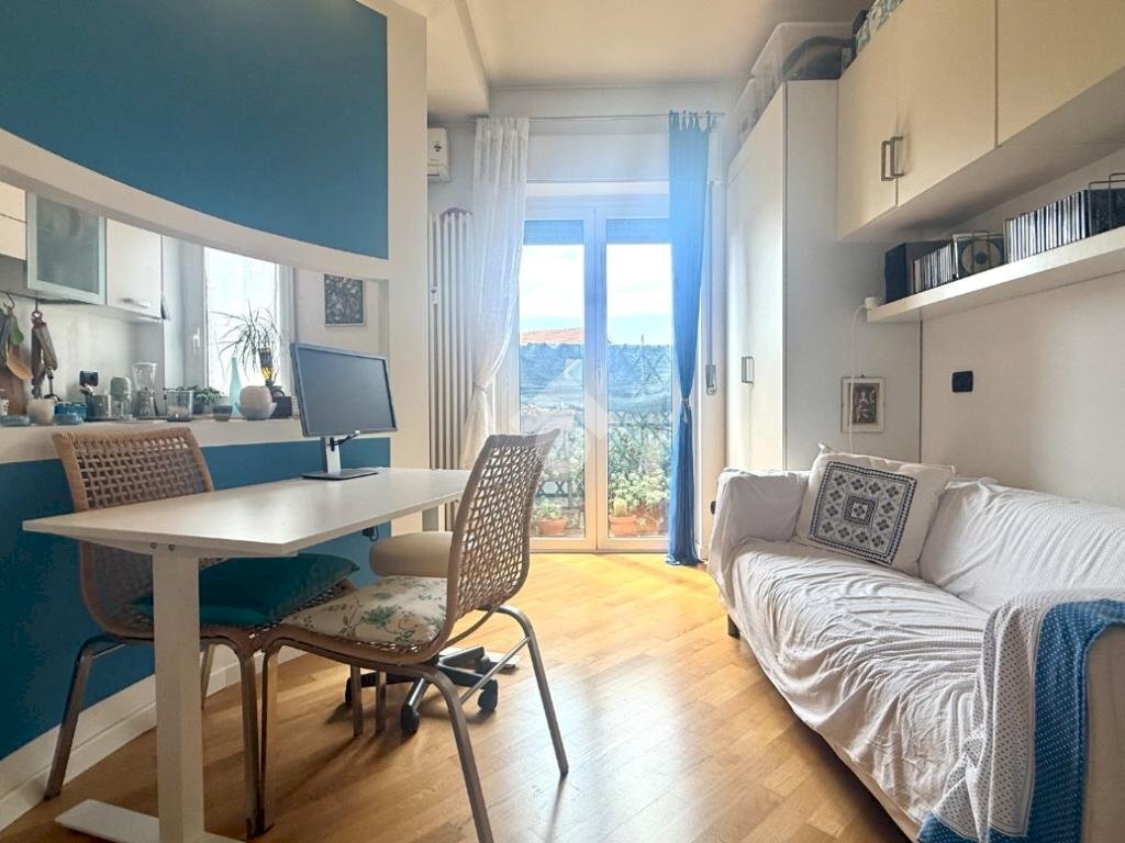 One-room apartment Via Marco D'Agrate, Milano (neighborhood Vigentino) - photo 1