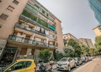 Trilocale Via Privata Carlo Antonio Carlone, Milano (zona Bande Nere) - foto 2
