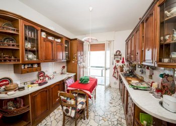 Trilocale Via Privata Carlo Antonio Carlone, Milano (zona Bande Nere) - foto 6