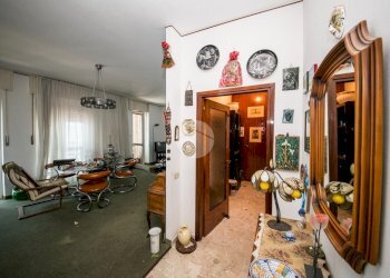 Trilocale Via Privata Carlo Antonio Carlone, Milano (zona Bande Nere) - foto 10