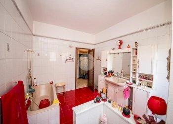 Trilocale Via Privata Carlo Antonio Carlone, Milano (zona Bande Nere) - foto 31