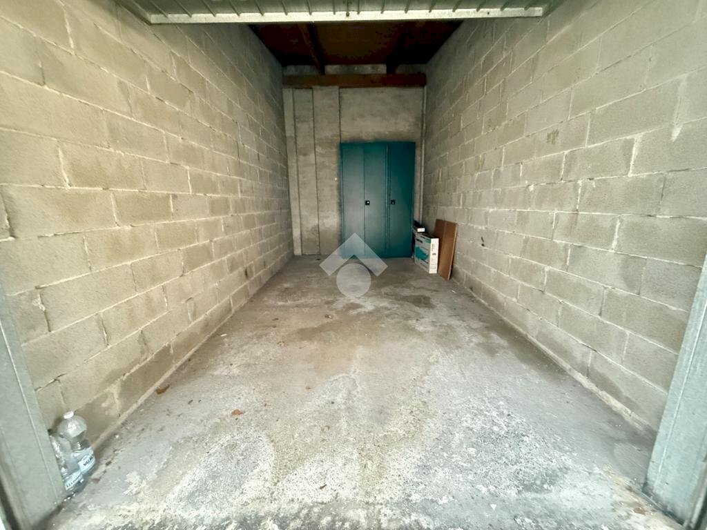 Box Via Stradella, Torino (zona Madonna Campagna) - foto 2