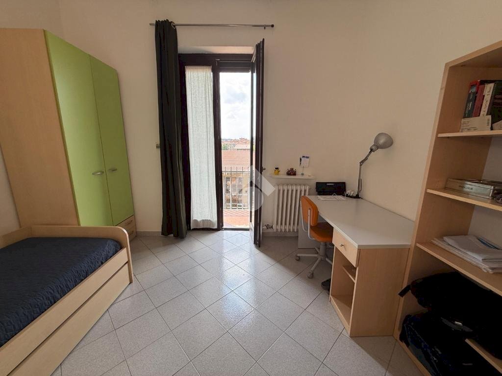 Three-room apartment Via Revello, Torino (neighborhood Cenisia) - photo 3