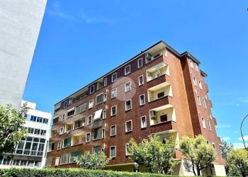 Bilocale Via Lorenteggio, Milano (zona Giambellino) - foto 1