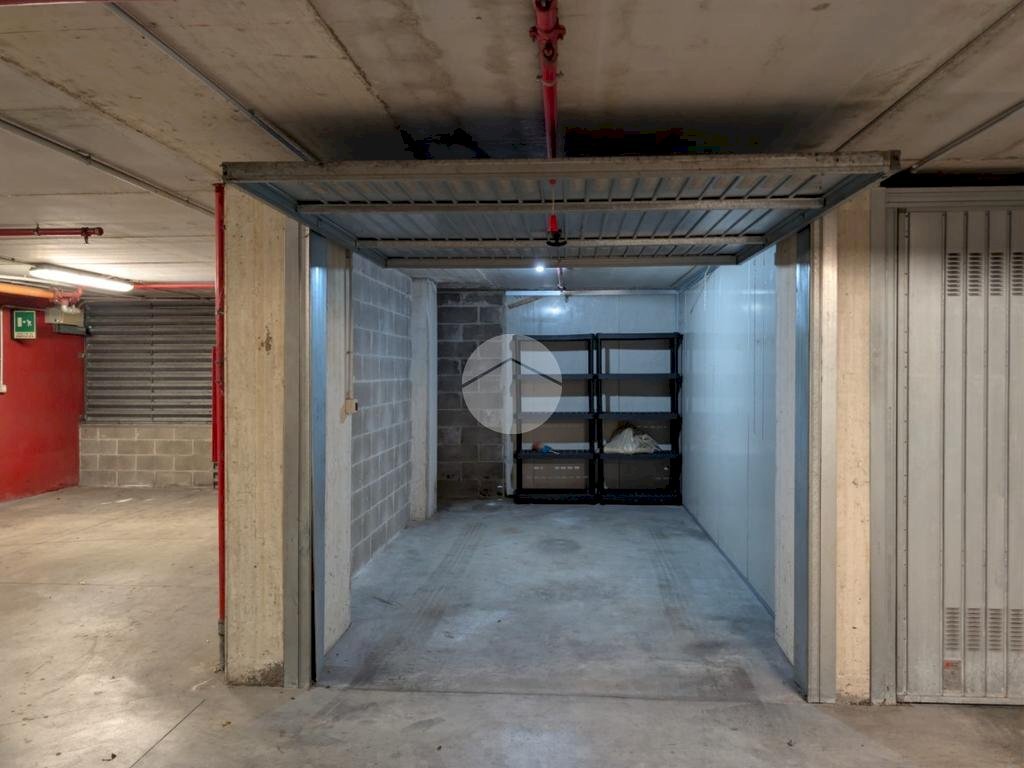 Box Via Dei Carafa, Milano (zona Dergano) - foto 2