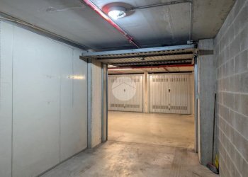 Box Via Dei Carafa, Milano (zona Dergano) - foto 3