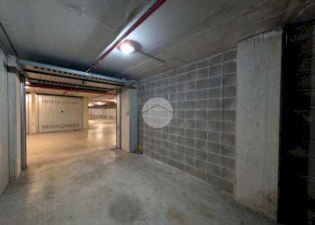 Box Via Dei Carafa, Milano (zona Dergano) - foto 8