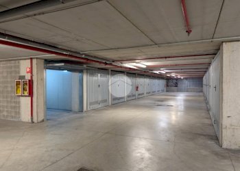 Box Via Dei Carafa, Milano (zona Dergano) - foto 9