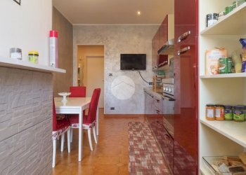 Three-room apartment Via Cognetti de Martiis, Torino (neighborhood Lucento) - photo 8