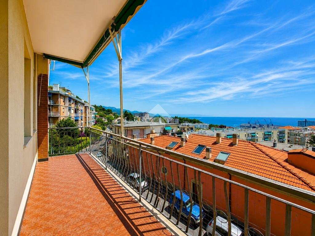 Appartamento Via Visca Angelo, Savona (zona Villetta) - foto 2